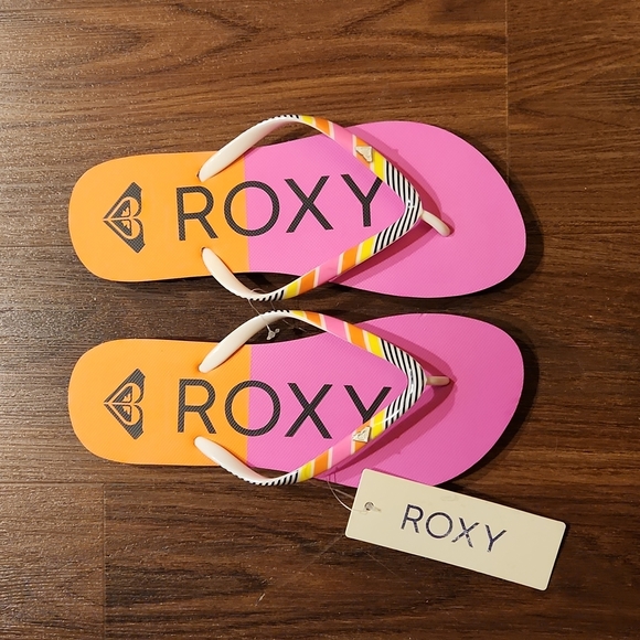 Roxy Shoes - 🌞 NWT ROXY flip flop sandals